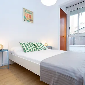 Apartment Higuests - Sagrada Familia, Barcelona